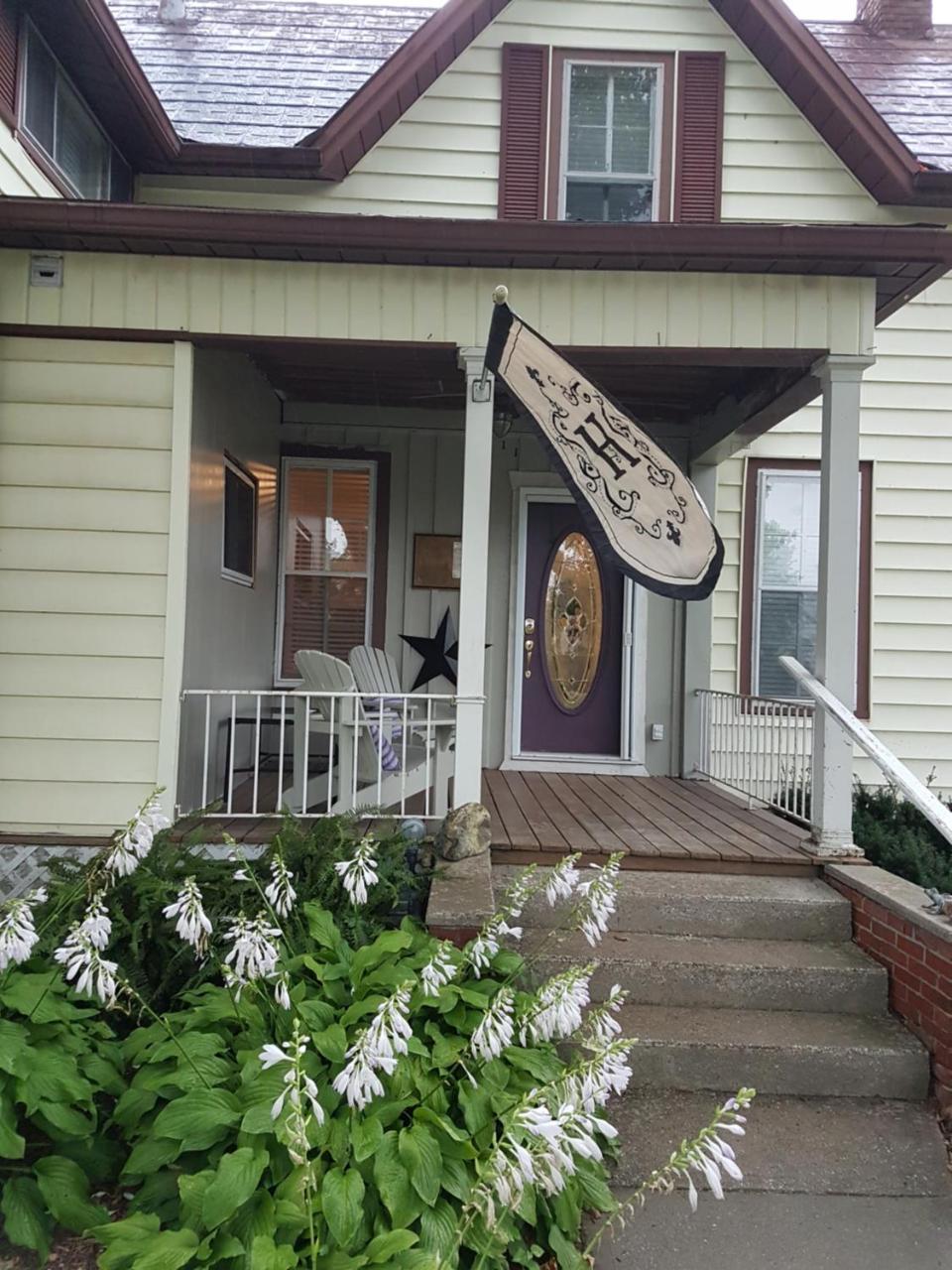Kingsville Hellemsfield Inn & Bed And Breakfast المظهر الخارجي الصورة